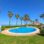 Residencial Azul Marino By Carlosferien دينايا
