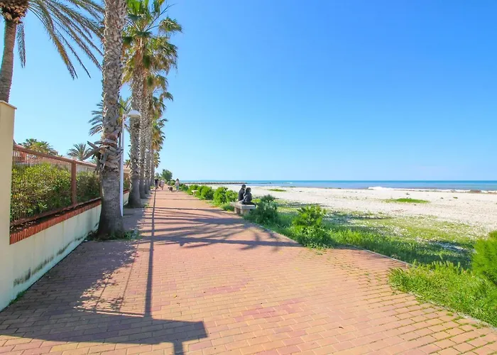 Residencial Azul Marino By Carlosferien دينايا