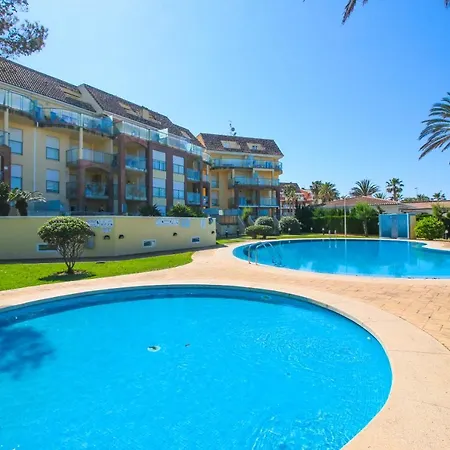 Residencial Azul Marino Denia