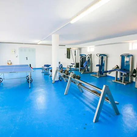 Residencial Azul Marino By Carlosferien